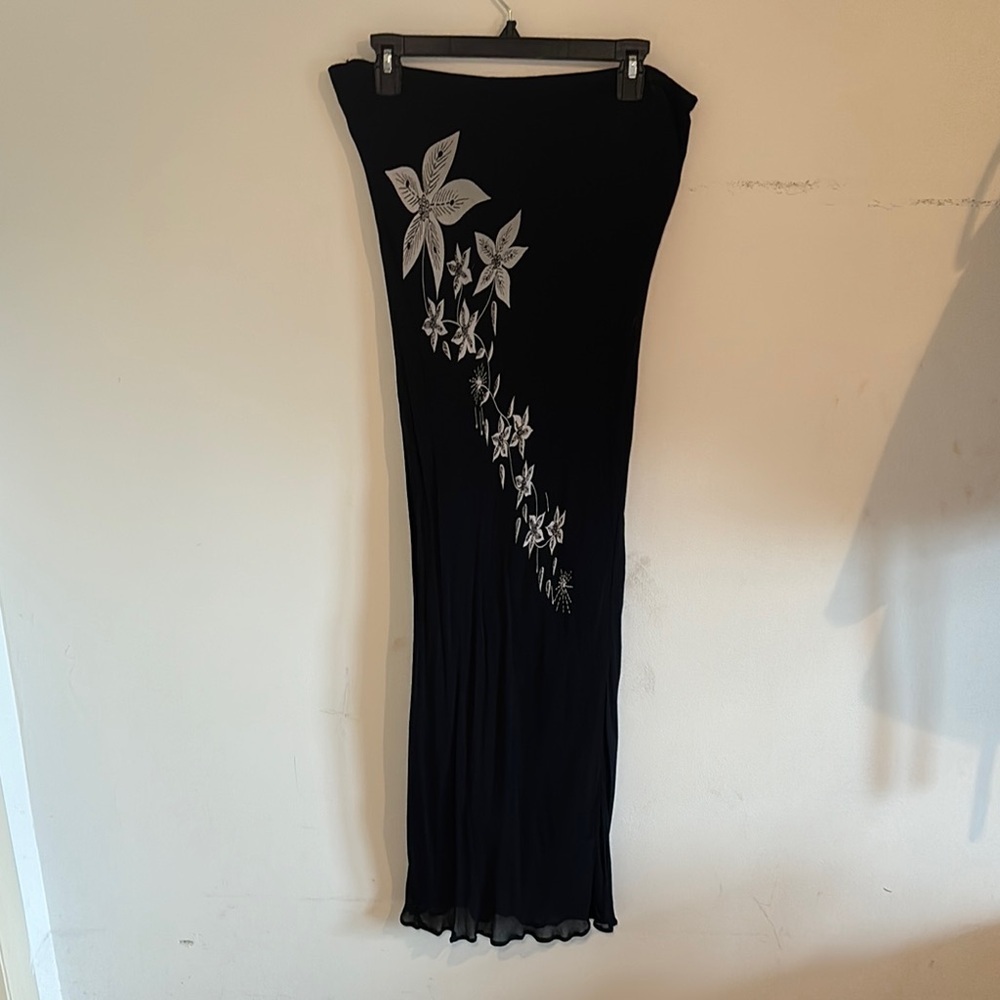 ⭐️Elegant Black Maxi Skirt with Silver Details